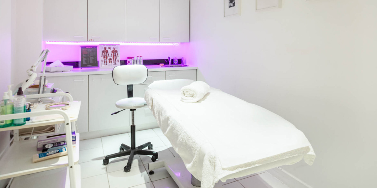 Decadence Salon Decadence Salon